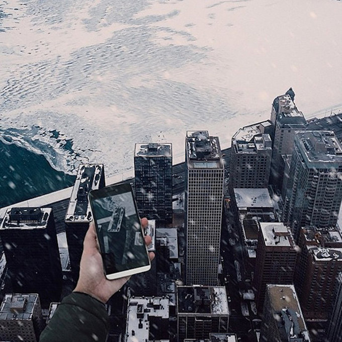 Surrealist Pictures of Cities Made with iPhone